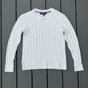 White cable knit cotton sweater Tommy Hilfiger, coastal preppy light academia